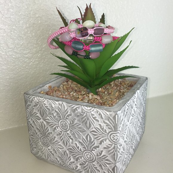 Handmade Chinese Knotting Bracelet W/ Glass Beads - Picture 7 of 8